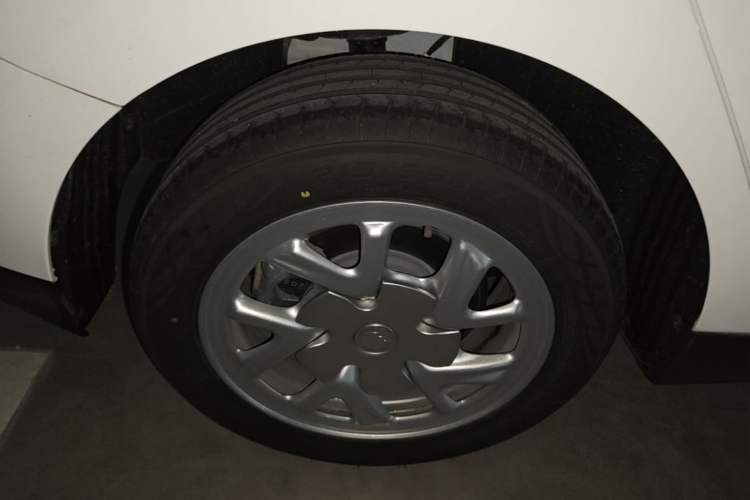 Used Buick Velite 6 2024 450km Range Commuter Version Right Rear Wheel Hub
