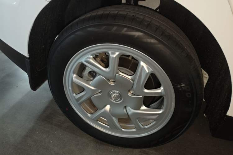 Used Buick Velite 6 2024 450km Range Commuter Version Right Rear Wheel Hub