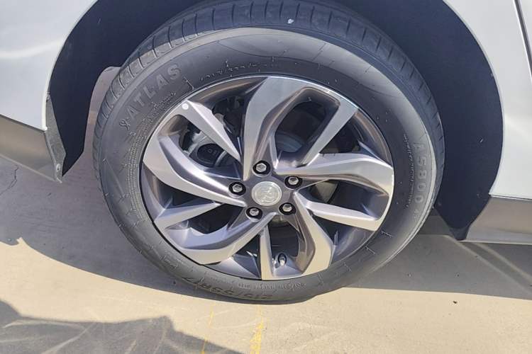 Used Buick Velite 6 2024 450km Enjoyment Plus Version Right Rear Wheel Hub