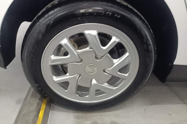 Used Buick Velite 6 2024 450km Range Commuter Version Right Rear Wheel Hub