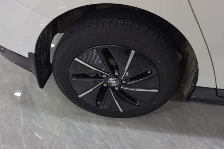 Used Buick Velite 6 2024 430km Enjoyment Version Right Rear Wheel Hub