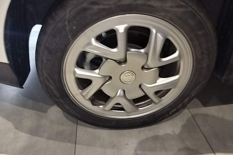Used Buick Velite 6 2024 450km Range Commuter Version Right Rear Wheel Hub