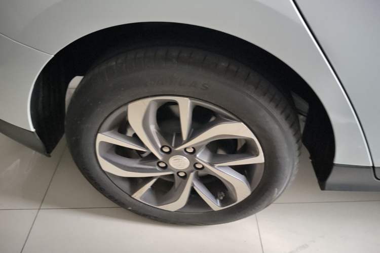 Used Buick Velite 6 2024 450km Enjoyment Plus Version Right Rear Wheel Hub