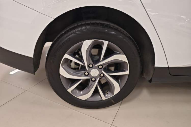 Used Buick Velite 6 2024 450km Enjoyment Plus Version Right Rear Wheel Hub