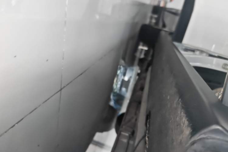 Used Buick Velite 6 2024 450km Range Commuter Version Right Side Sill