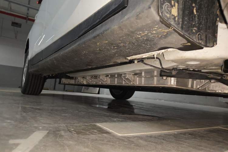 Used Buick Velite 6 2024 450km Range Commuter Version Right Side Sill