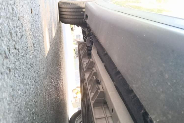 Used Buick Velite 6 2024 450km Range Commuter Version Right Side Sill