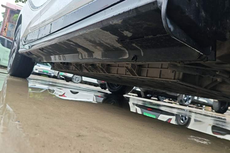 Used Buick Velite 6 2024 430km Comfort Edition Right Side Sill
