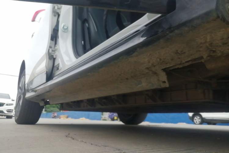 Used Buick Velite 6 2024 430km Comfort Edition Right Side Sill