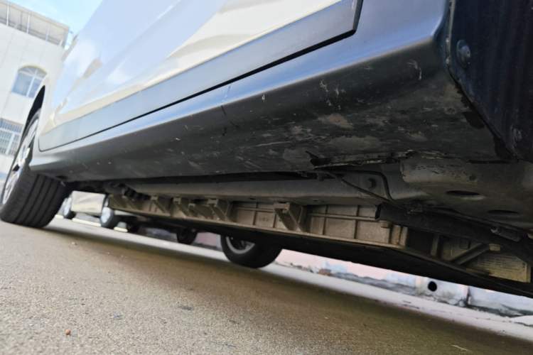 Used Buick Velite 6 2024 450km Comfort Edition PLUS Right Side Sill