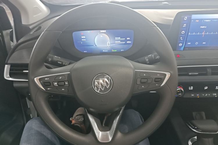 Used Buick Velite 6 2024 450km Range Commuter Version Steering Wheel