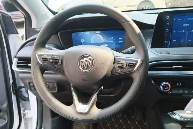 Used Buick Velite 6 2024 450km Range Commuter Version Steering Wheel