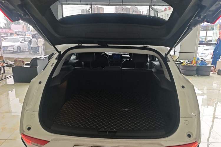 Used Buick Velite 6 2024 430km Comfort Edition Trunk