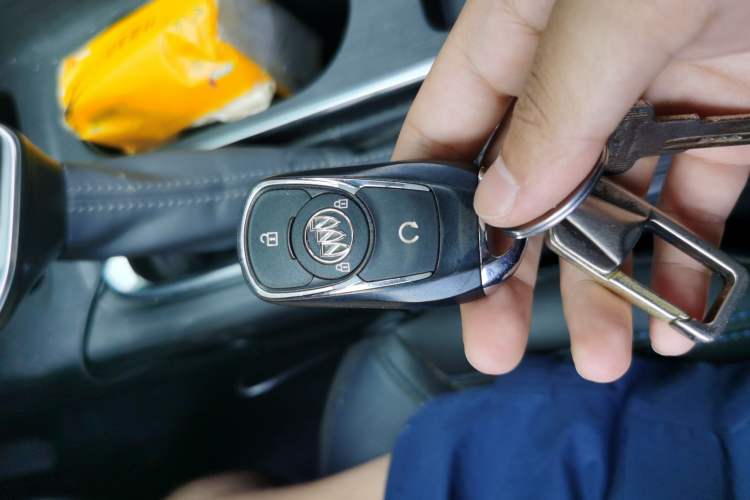 Used Buick Velite 6 2024 450km Range Commuter Version Vehicle Key