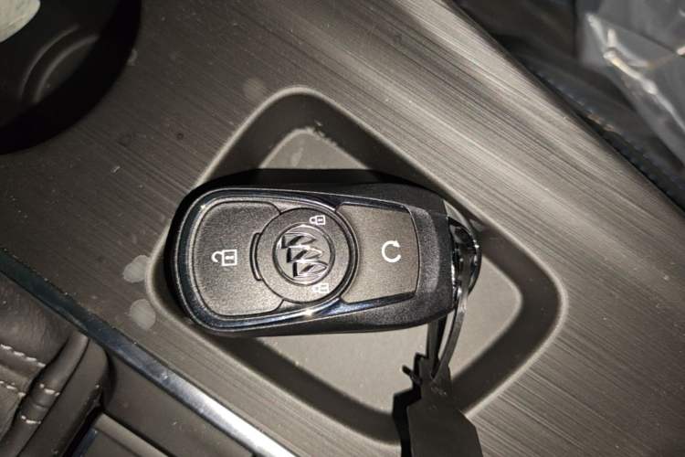 Used Buick Velite 6 2024 450km Range Commuter Version Vehicle Key