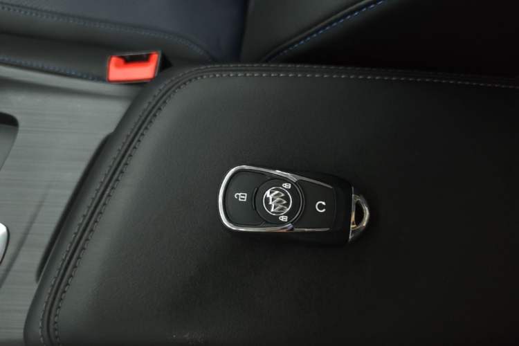 Used Buick Velite 6 2024 450km Range Commuter Version Vehicle Key