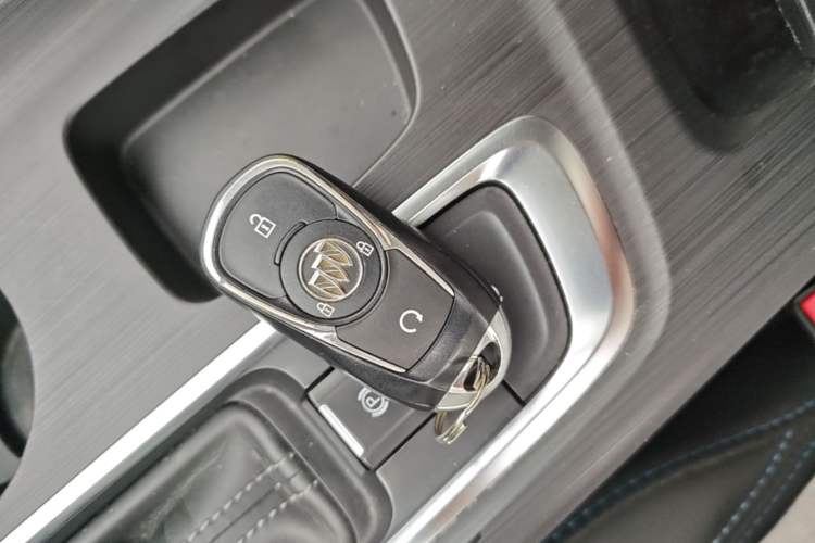 Used Buick Velite 6 2024 450km Range Commuter Version Vehicle Key
