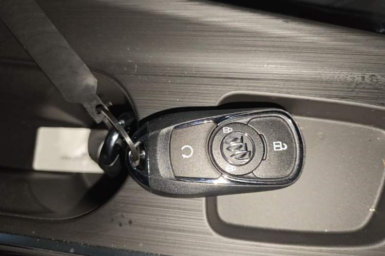 Used Buick Velite 6 2024 450km Range Commuter Version Vehicle Key