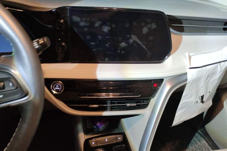 Used Buick Velite 7 2020 652E Connected Smart Car Audio And AC Panel