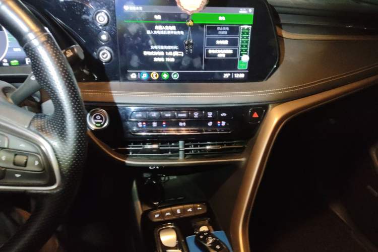 Used Buick Velite 7 2020 652E Connected Smart Car Audio And AC Panel