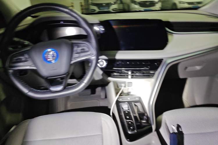 Used Buick Velite 7 2020 652E Connected Smart Car Center Console