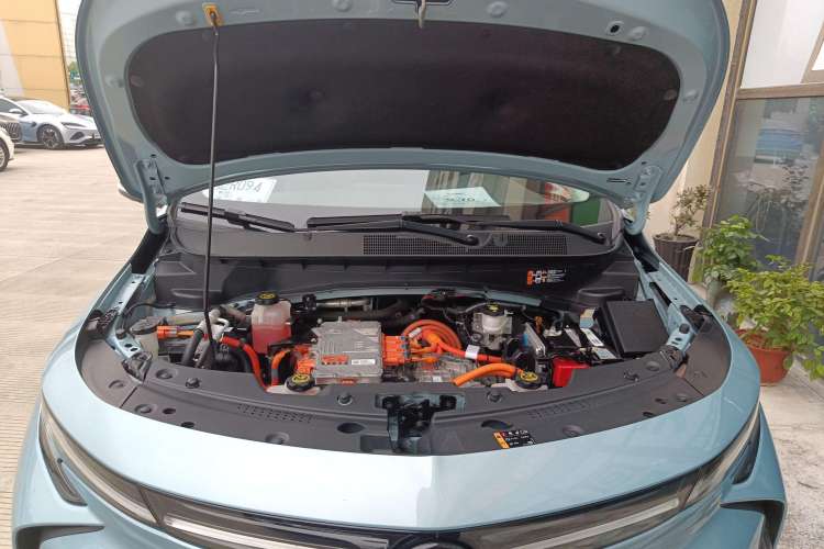 Used Buick Velite 7 2020 652E Connected Smart Car Engine Bay
