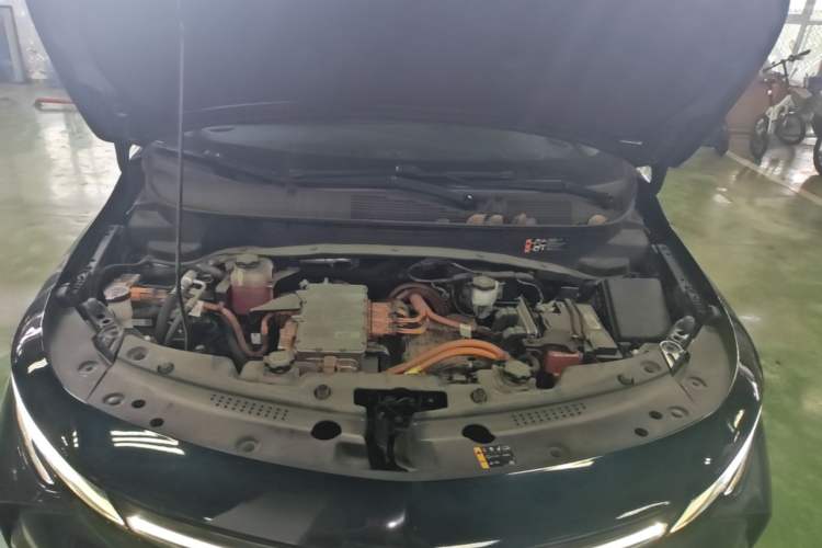 Used Buick Velite 7 2020 652E Connected Smart Car Engine Bay
