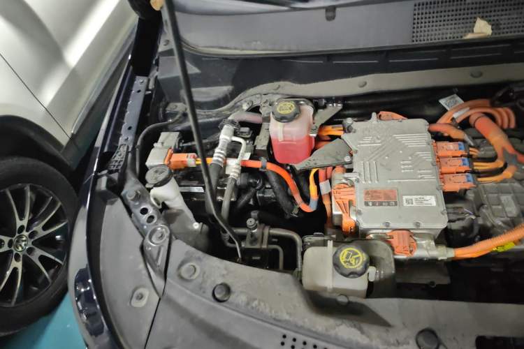 Used Buick Velite 7 2020 652E Connected Smart Car Engine Bay Right