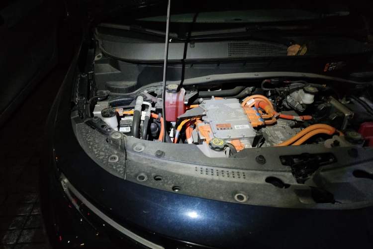 Used Buick Velite 7 2020 652E Connected Smart Car Engine Bay Right