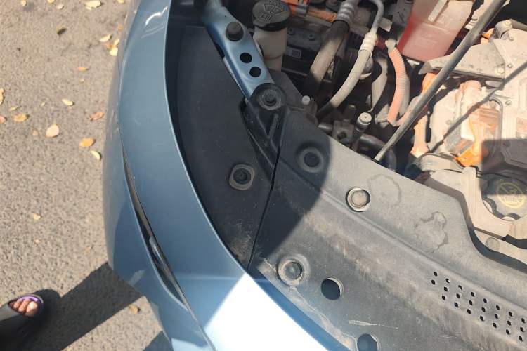Used Buick Velite 7 2020 652E Connected Smart Car Engine Bay Right