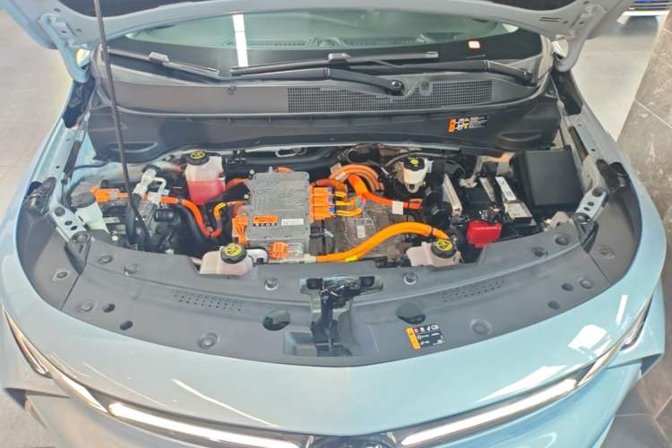 Used Buick Velite 7 2020 652E Connected Smart Car Engine Bay