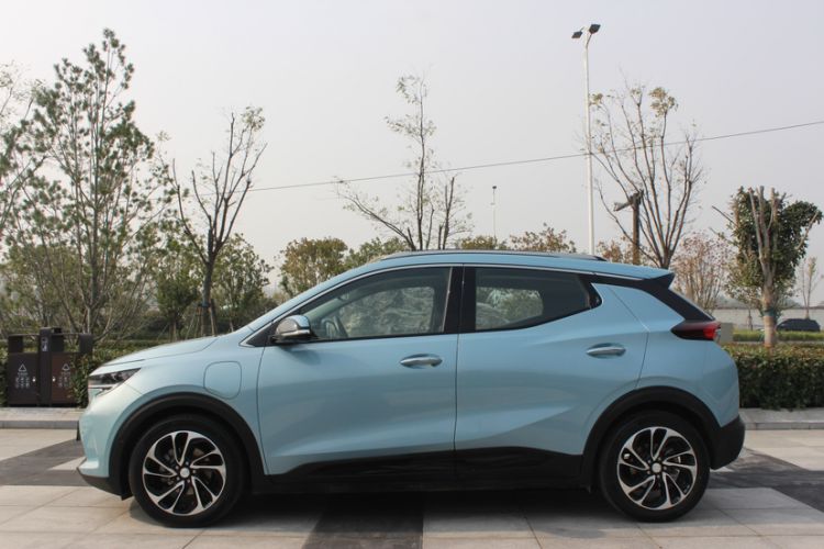 Used Buick Velite 7 2020 652E Connected Smart Car Exterior 4