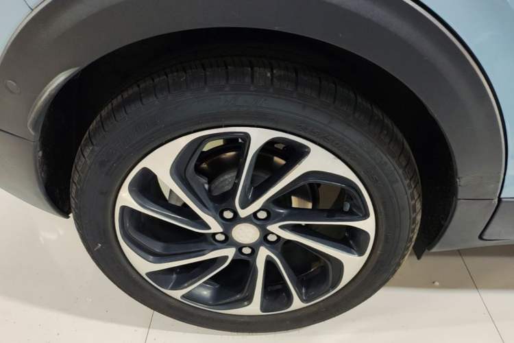 Used Buick Velite 7 2020 652E Connected Smart Car Exterior 5