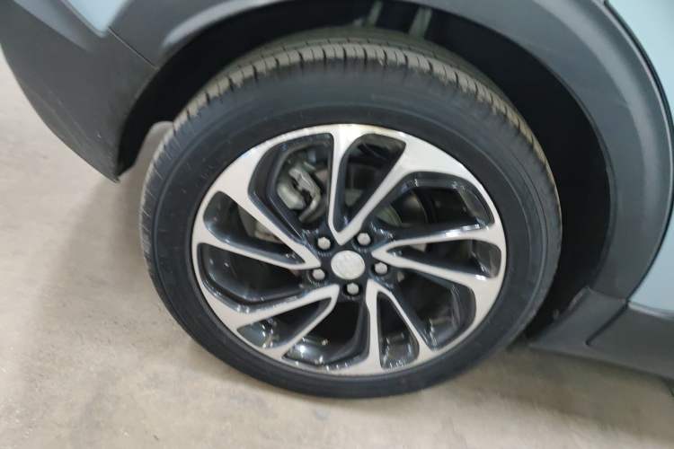 Used Buick Velite 7 2020 652E Connected Smart Edition Exterior 5