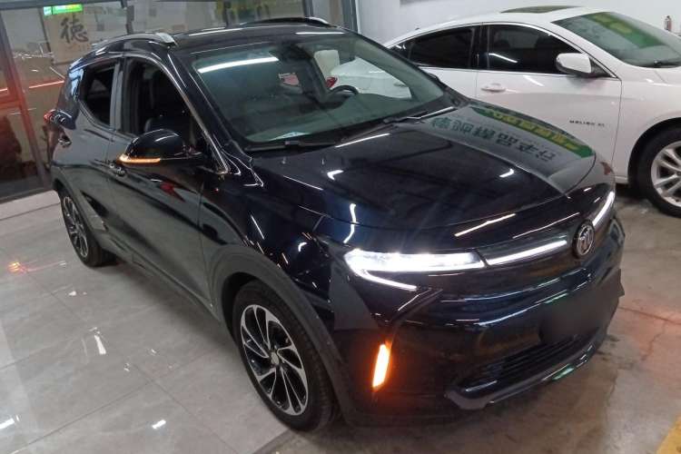 Used Buick Velite 7 2020 652E Connected Smart Car Front Right 45 Deg