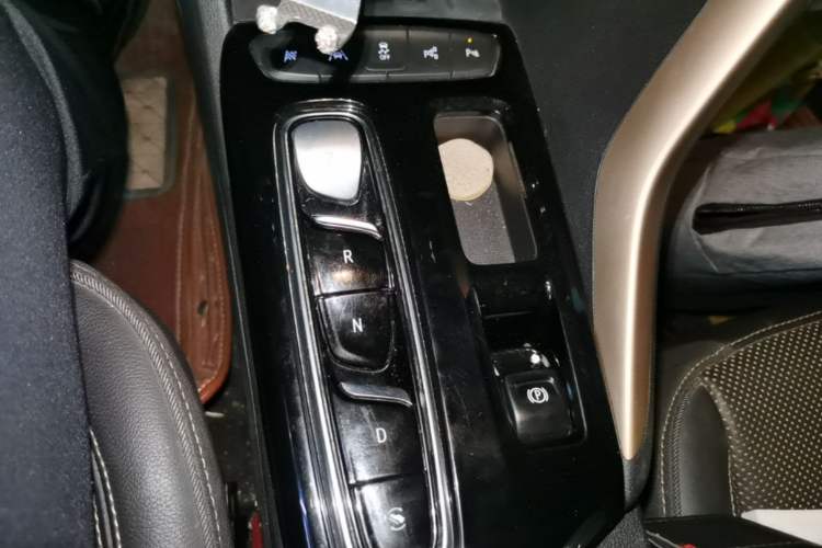 Used Buick Velite 7 2020 652E Connected Smart Car Gear Lever