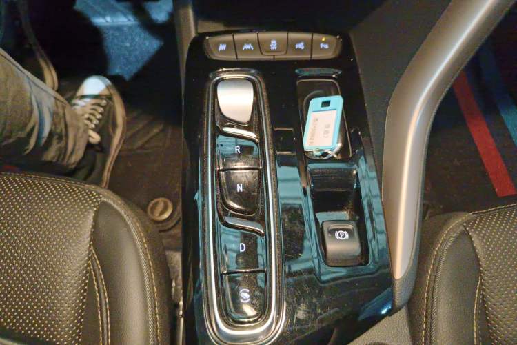 Used Buick Velite 7 2020 652E Connected Smart Car Gear Lever