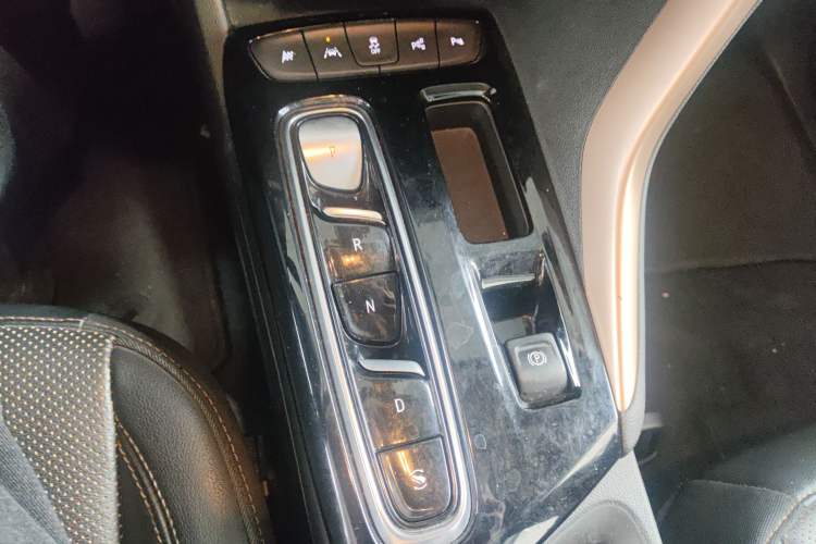 Used Buick Velite 7 2020 652E Connected Smart Car Gear Lever