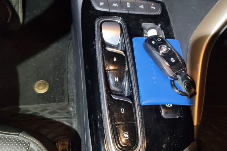 Used Buick Velite 7 2020 652E Connected Smart Car Gear Lever