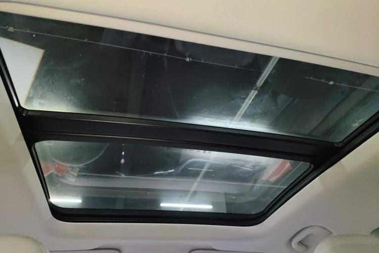 Used Buick Velite 7 2020 652E Connected Smart Edition Headliner