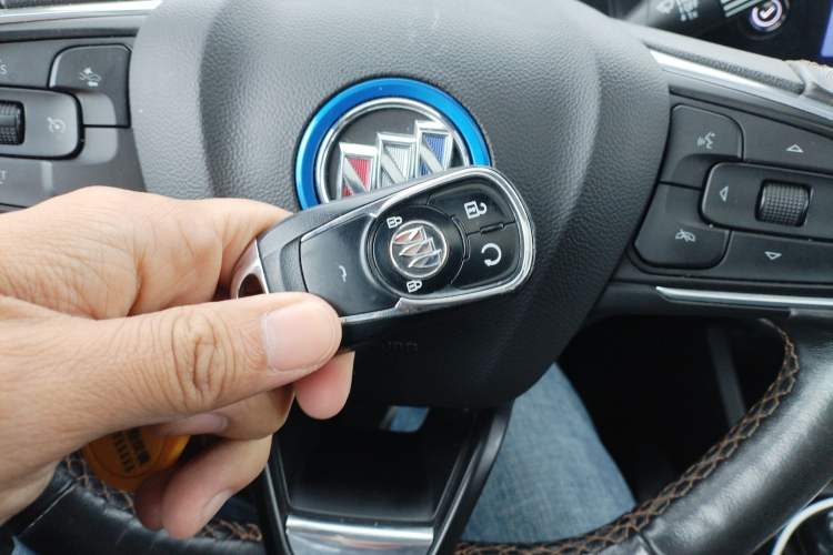 Used Buick Velite 7 2020 652E Connected Smart Car Interior 10