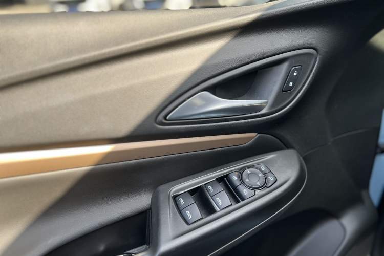 Used Buick Velite 7 2020 652E Connected Smart Car Interior 10