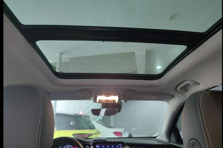Used Buick Velite 7 2020 652E Connected Smart Car Interior 6