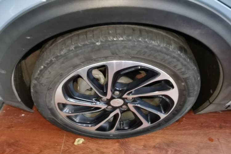 Used Buick Velite 7 2020 652E Connected Smart Car Left Front Wheel Hub
