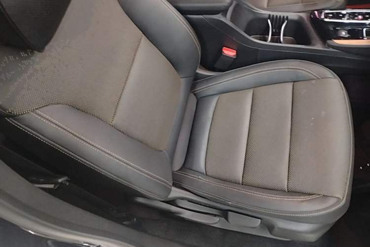 Used Buick Velite 7 2020 652E Connected Smart Edition Right Front Seat