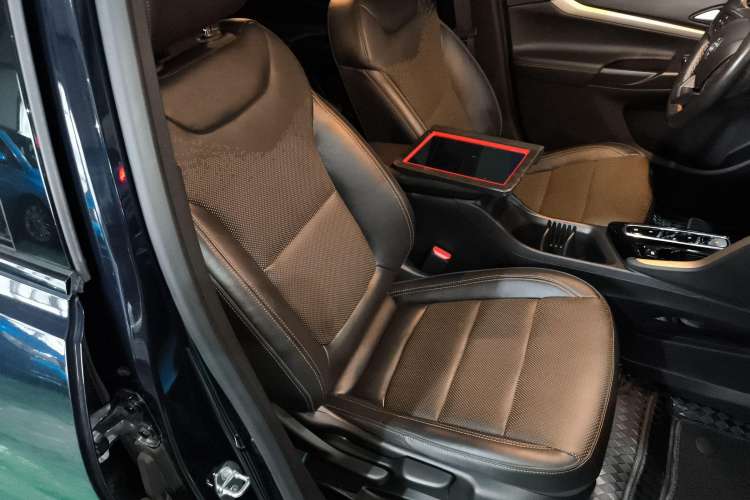 Used Buick Velite 7 2020 652E Connected Smart Edition Right Front Seat
