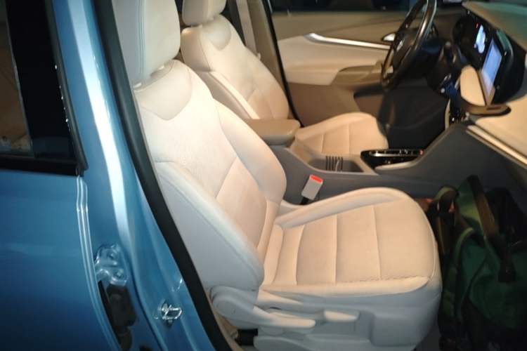 Used Buick Velite 7 2020 652E Connected Smart Edition Right Front Seat