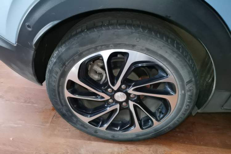 Used Buick Velite 7 2020 652E Connected Smart Car Right Rear Wheel Hub