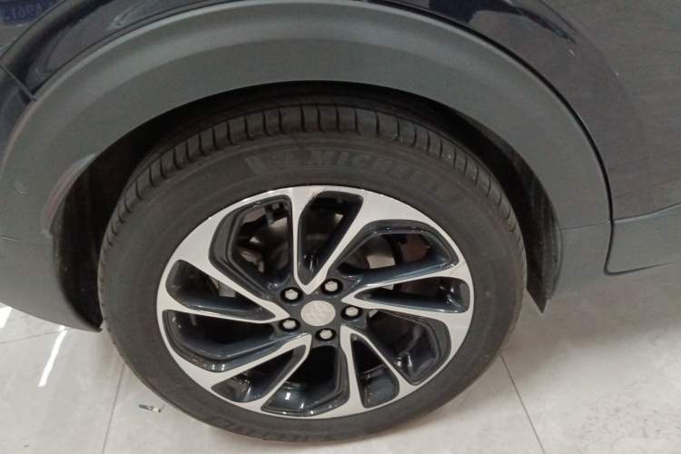 Used Buick Velite 7 2020 652E Connected Smart Car Right Rear Wheel Hub