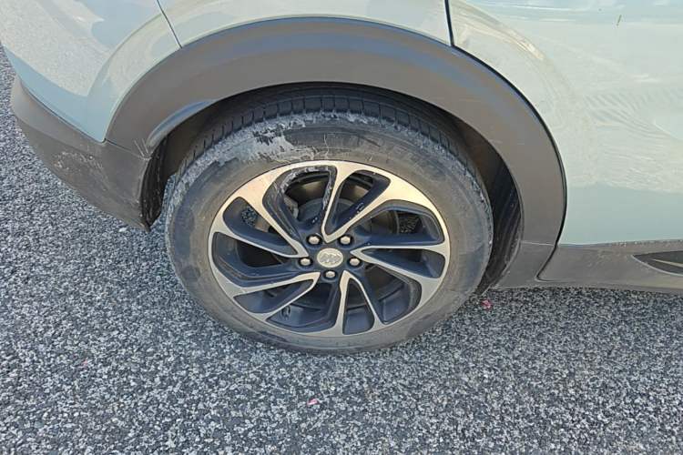 Used Buick Velite 7 2020 652E Connected Smart Edition Right Rear Wheel Hub